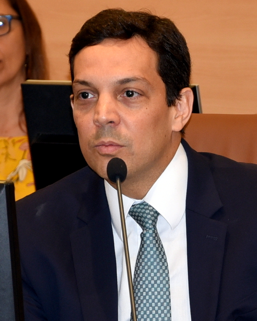 Carlos Neves